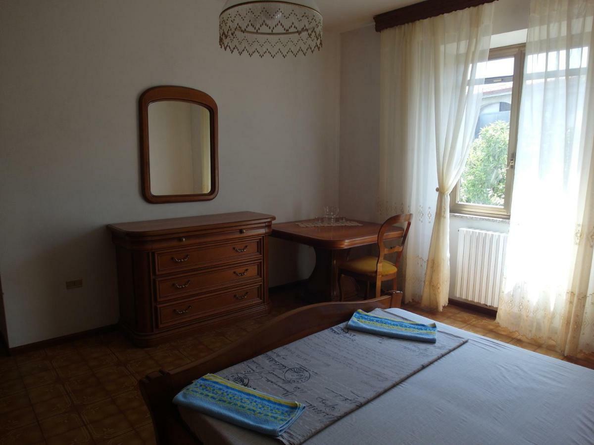 Apartment Via Montenegro Ghilarza エクステリア 写真